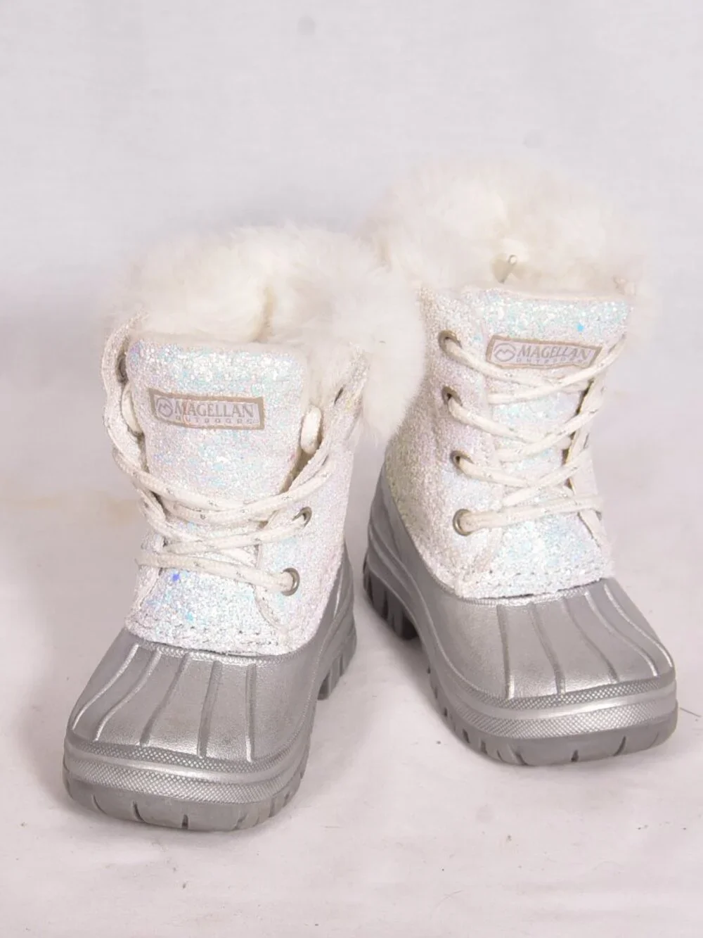 Magellan Outdoors Toddler Girl Snow Boots White Glitter Silver Faux Fur Size 8D